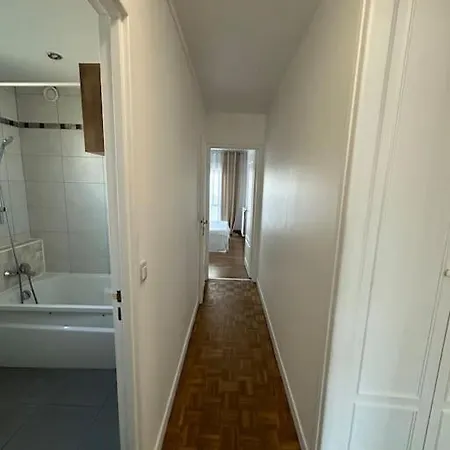 Apartamento 4 *